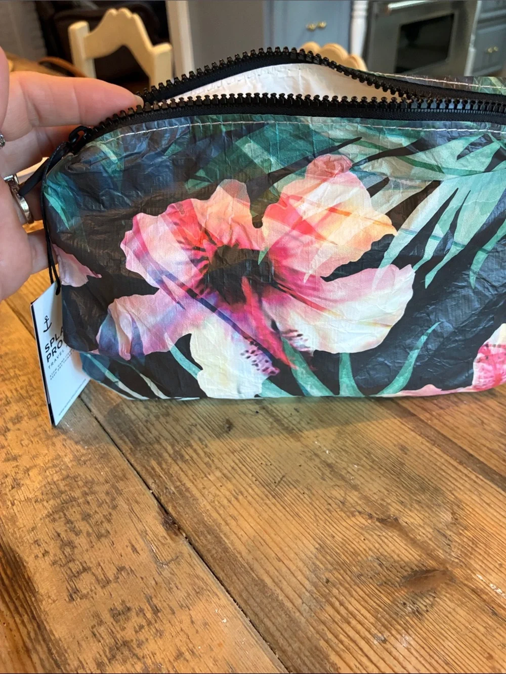 ALOHAS Black Tropical Floral Cosmetic Pouch with Pink & Cream Hibiscus